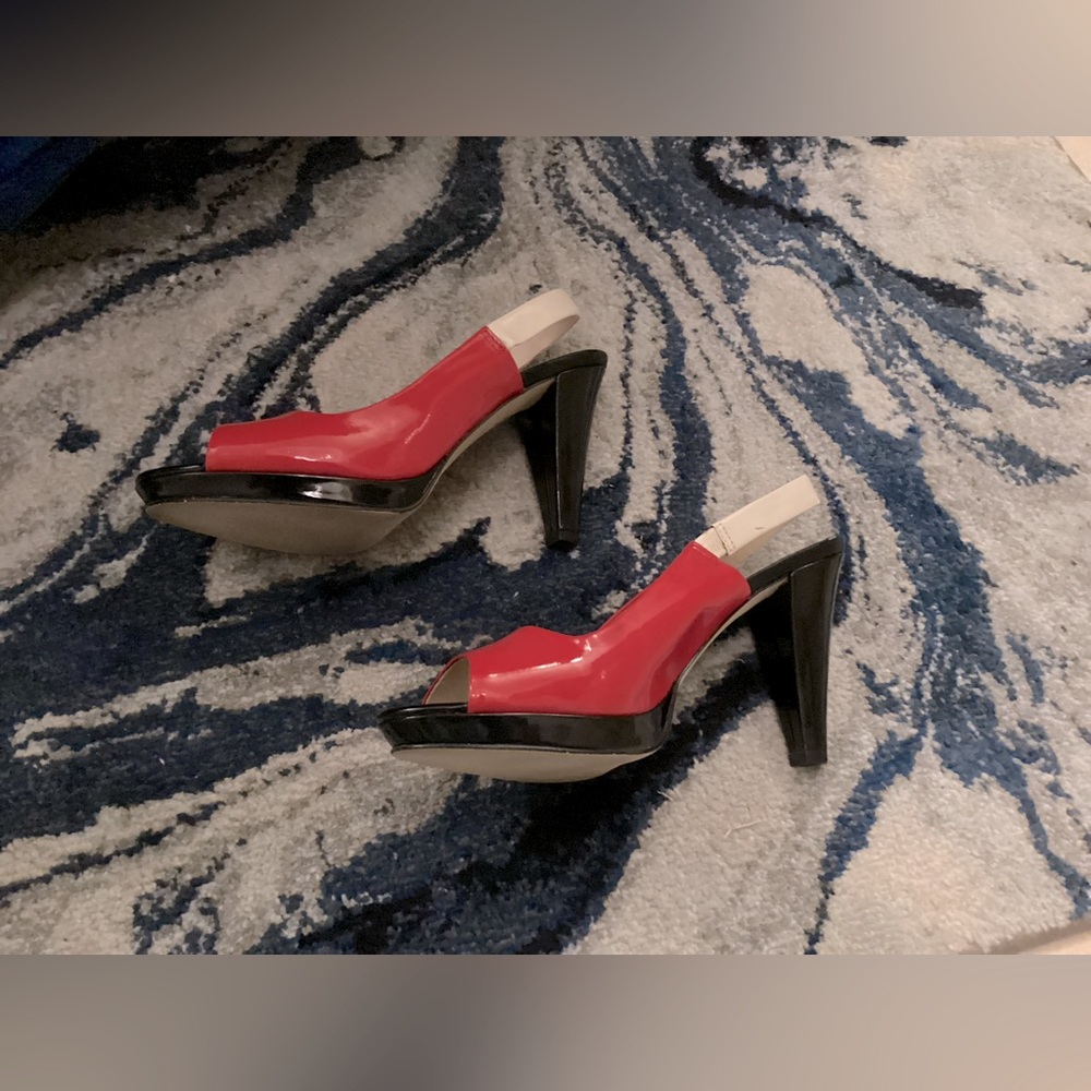 Anne Klein Slingback